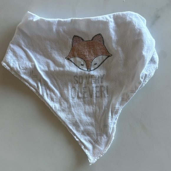 Set of 3 Bibs - Picture 9 of 12